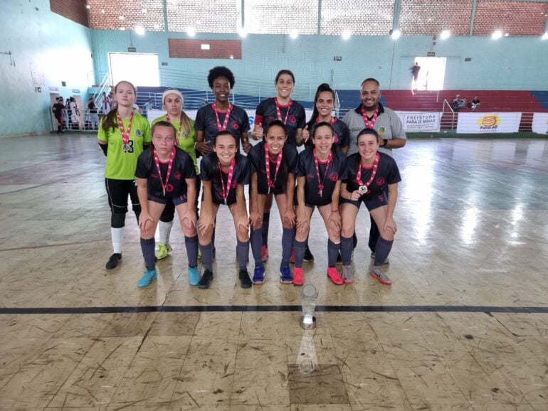 Equipes de handebol e futsal de Monlevade são destaque em competições estaduais
