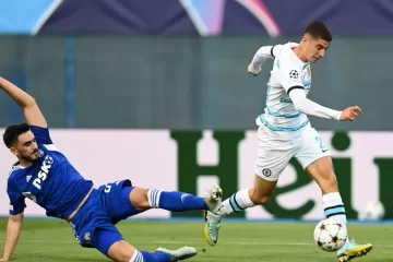Chelsea estreia na Liga dos Campeões com derrota para o Dínamo Zagreb