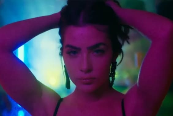 Jade Picon aparece em novo teaser da novela Travessia; veja vídeo