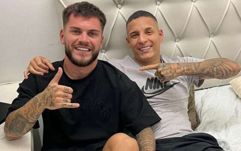 Ex-Atlético, Nathan aproveita folga para visitar Arana e pescar em Minas