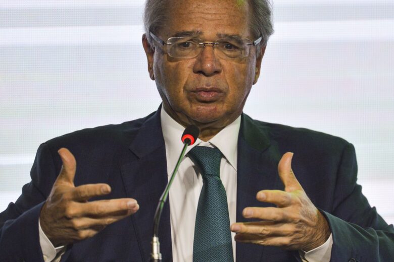 PIB cresceu o equivalente às projeções mais otimistas, diz ministro