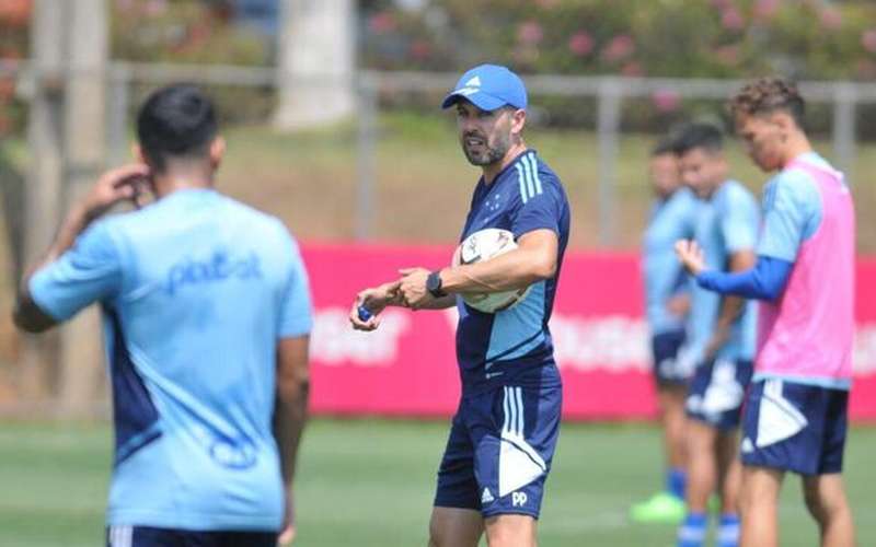 Pezzolano ressalta força do CRB em casa e cita ‘perigos’ para o Cruzeiro