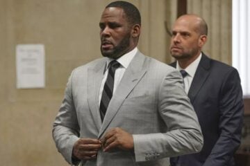 Acusações: cantor de R&B R. Kelly é declarado culpado de pornografia infantil