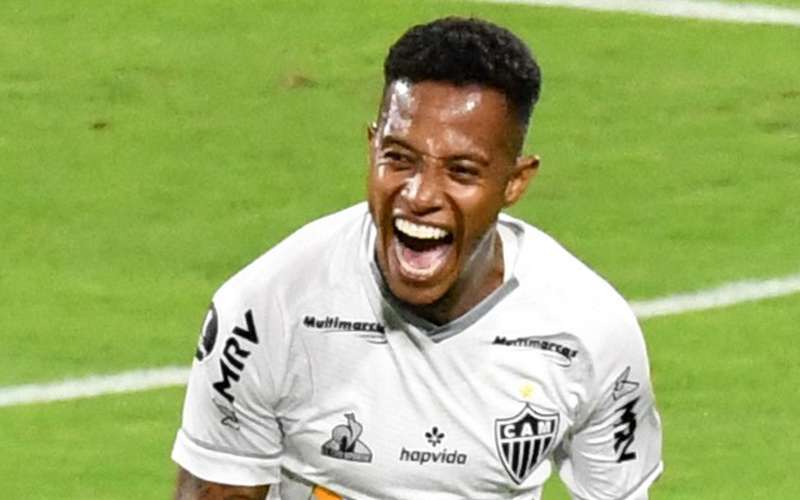 Ex-Atlético, Tchê Tchê relata depressão em período que atuou no São Paulo