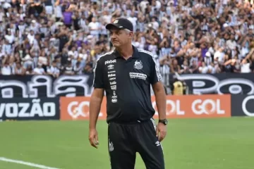 Santos anuncia demissão de Lisca antes de clássico com o Palmeiras