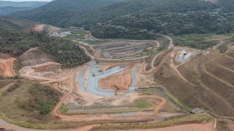 Vale elimina mais três barragens a montante e tem 40% das estruturas deste tipo descaracterizadas