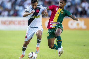 Vasco recebe Sampaio Corrêa para tentar confirmar acesso à Série A