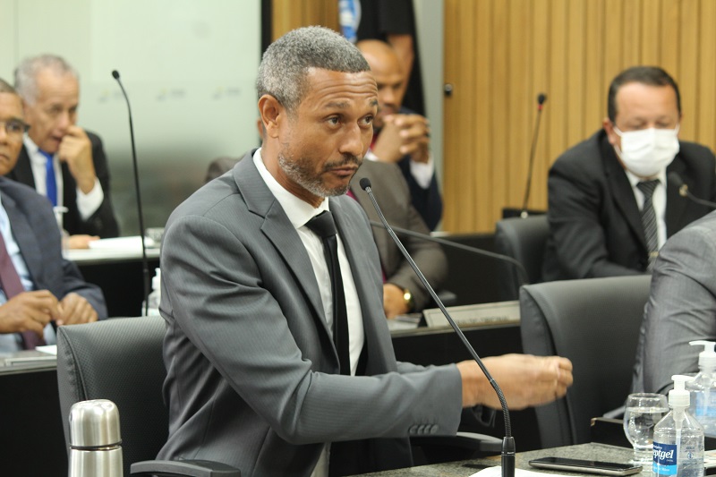Itabira: conselheiros de saúde pressionam vereadores por adesão a consórcio médico