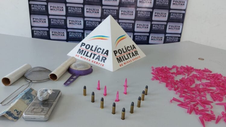 Tático Móvel apreende drogas e munições no Gabiroba