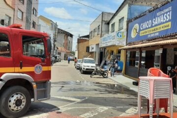 Bombeiros são acionados após princípio de incêndio em restaurante