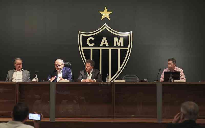 Jornalista teme venda da SAF do Galo e cita redução nos valores especulados
