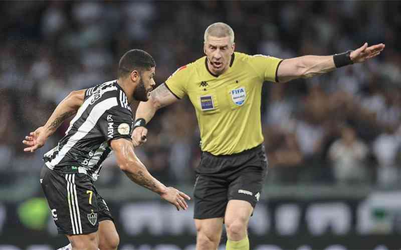 Série A tem 100 cartões vermelhos aplicados; Atlético é único sem expulsão