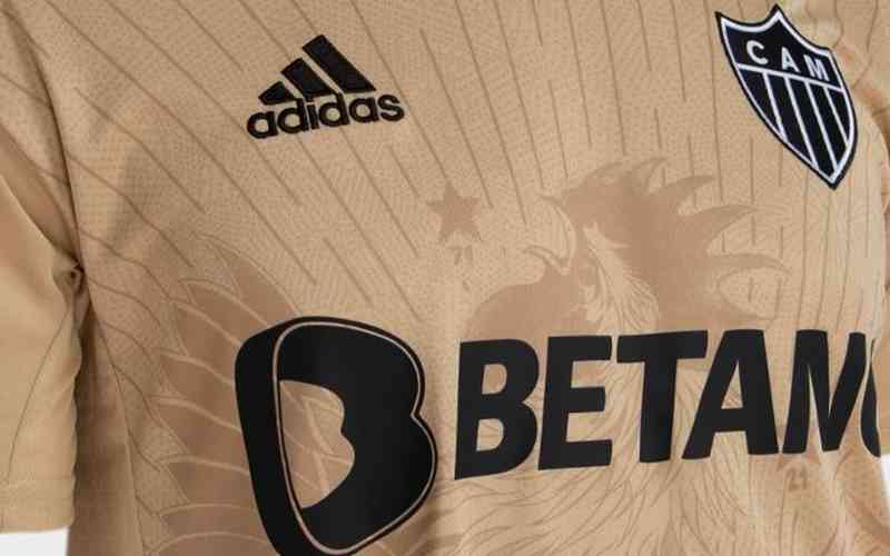 Artista diz que Adidas usou desenho sem autorização em camisa do Atlético