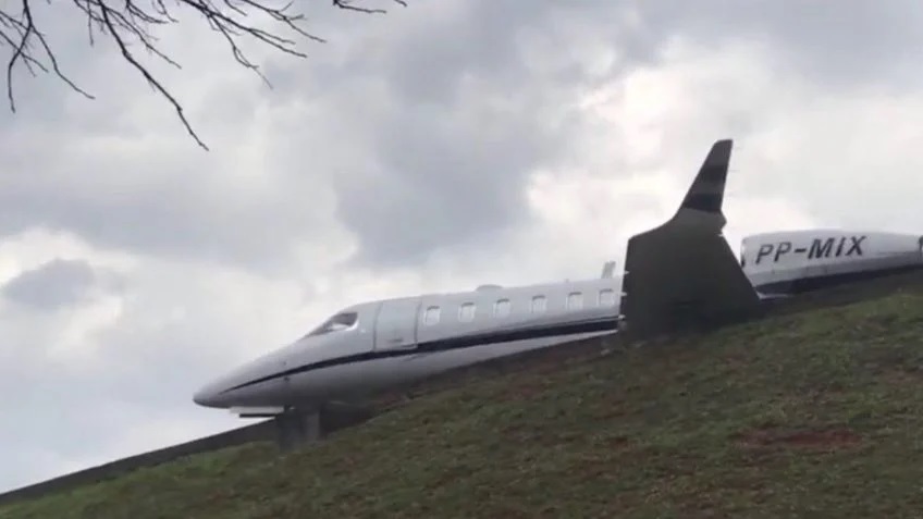 São Paulo: avião sai da pista em Congonhas e mais de 140 voos são cancelados