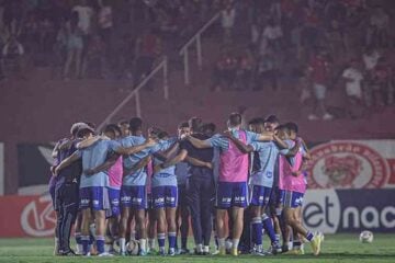 Vila Nova x Cruzeiro: veja fotos da partida no OBA, pela Série B