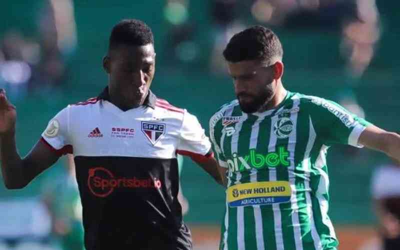 São Paulo vence Juventude no Sul e entra no G8 do Brasileirão