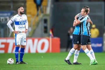 Grêmio se recupera, bate CSA em casa e fica mais perto do acesso na Série B