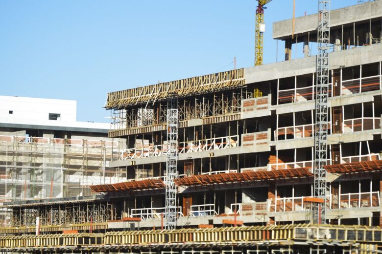 Inflação da construção fica em 0,04% em outubro