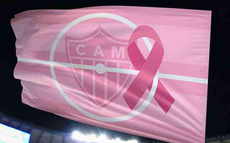 Outubro Rosa: atleticanas em tratamento vão ao jogo do Galo