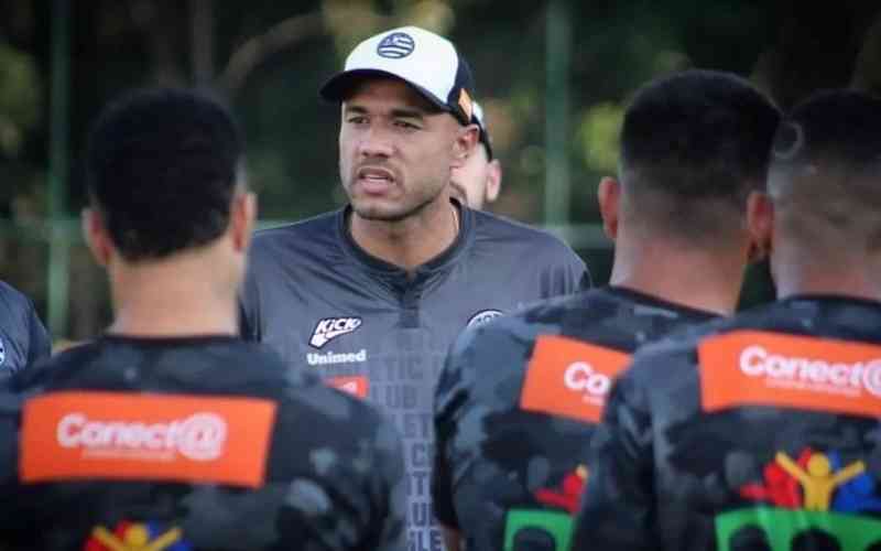De volta ao Athletic, Roger Silva revela estratégias para nova temporada