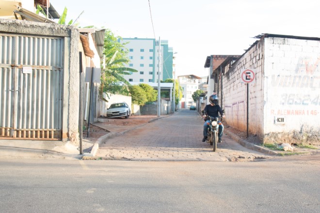 Após cobranças de moradores, obras na rua José Pedro Santos são concluídas em Monlevade