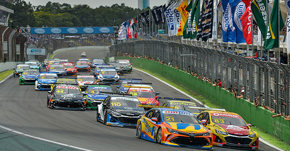 Stock Car divulga calendário da temporada 2023 com aumento do número de etapas