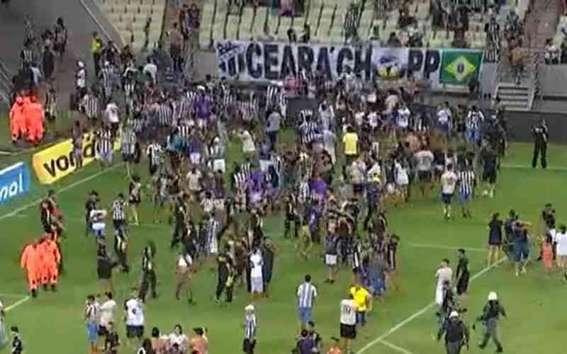 Veja os vídeos das invasões de campo em Ceará x Cuiabá e Sport x Vasco