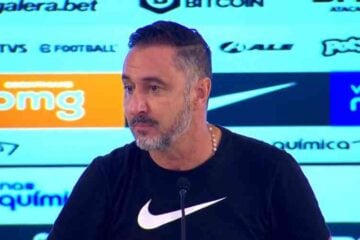 Vítor Pereira rebate pergunta de repórter sobre vida pessoal: ‘Mal-educado’