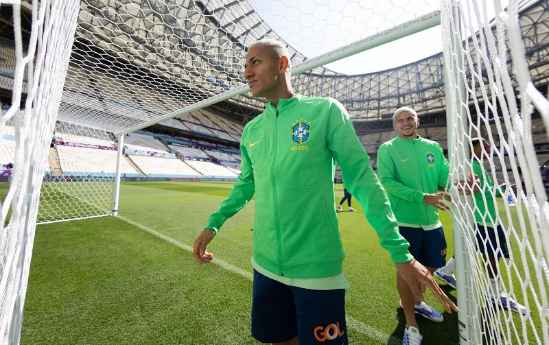 Copa do Mundo: sem treino marcado para o estádio, seleção faz “visita” ao palco da estreia