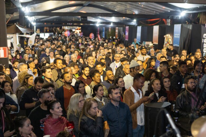 2º Flitabira reúne 14 mil pessoas nos eventos presenciais e mais de 1 milhão de impressões nas redes sociais