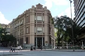 Unidades de Atendimento Integrado terão expediente alterado nos dias de jogos do Brasil na Copa