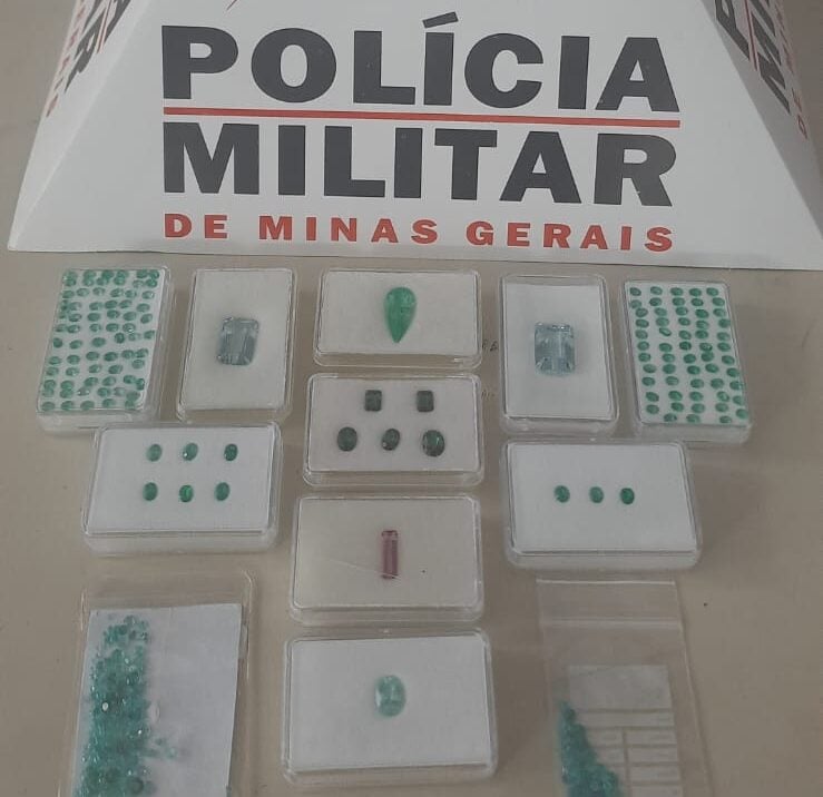 PM apreende pedras preciosas de procedências duvidosas