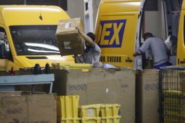 Impasse com o governo pode gerar greve em três categorias em abril