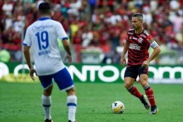 Diego se aposenta, e Flamengo tem novo camisa 10; veja quem será