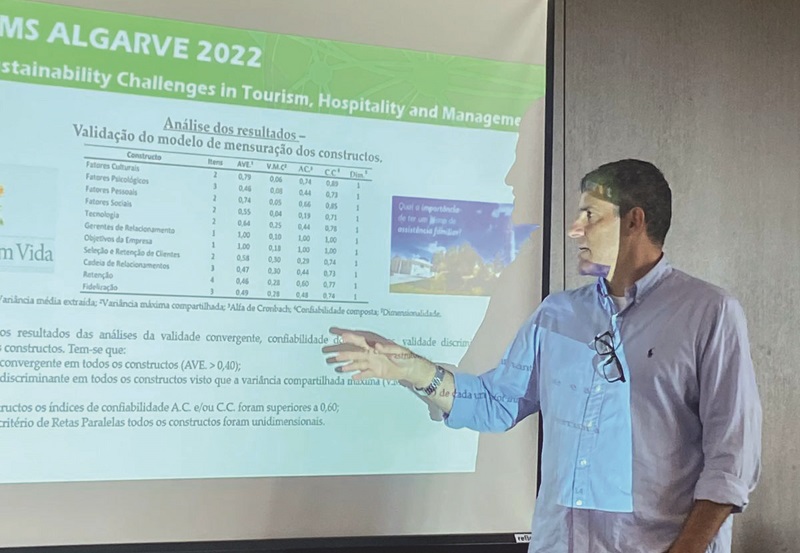 Professor do UniFuncesi é destaque em congresso internacional