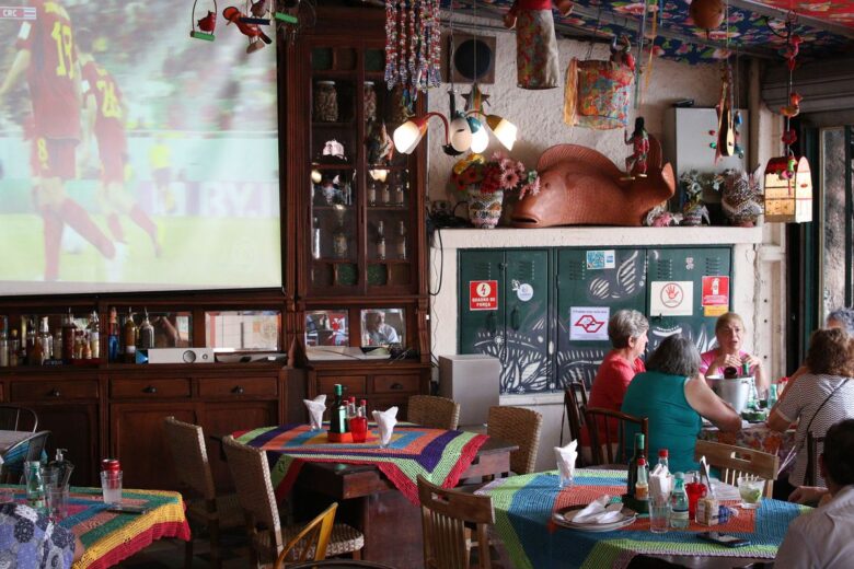 Movimento em bares e restaurantes deve crescer 30% na Copa