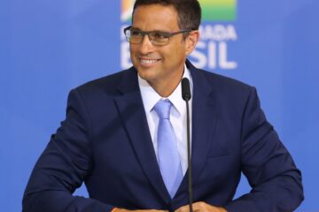 Campos Neto presidirá conselho de órgão que coordena bancos centrais