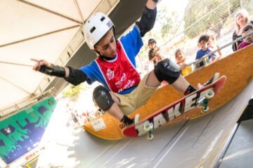Academia do Skate proporciona o contato dos jovens com a modalidade em Monlevade