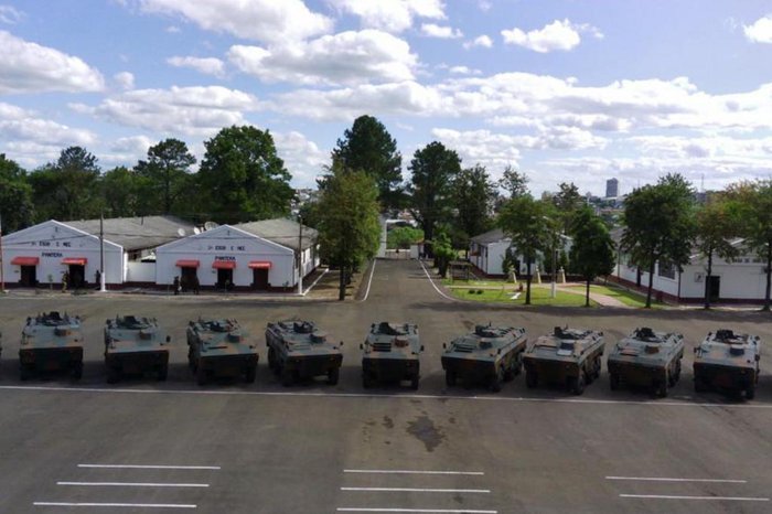 Brasil doa 21 blindados de combate usados para o Exército do Uruguai