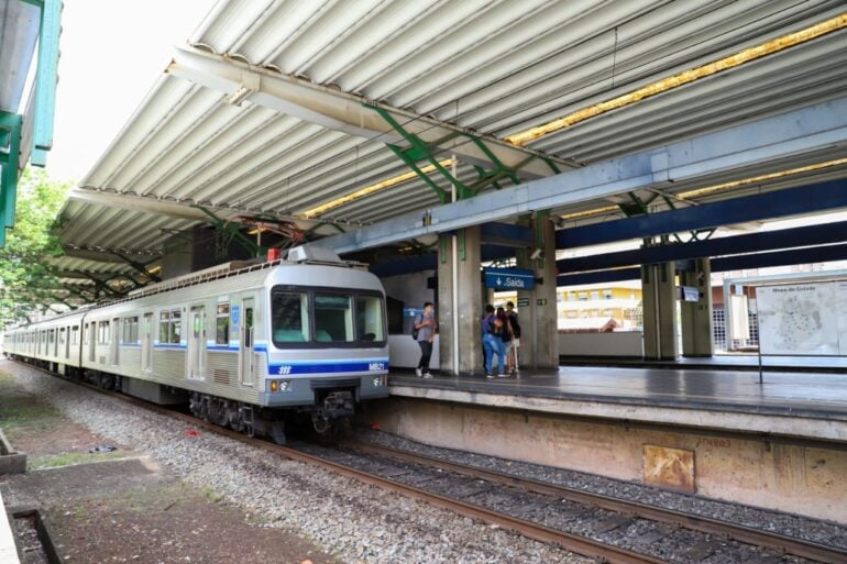 Metrô de Belo Horizonte opera normalmente nesta segunda-feira