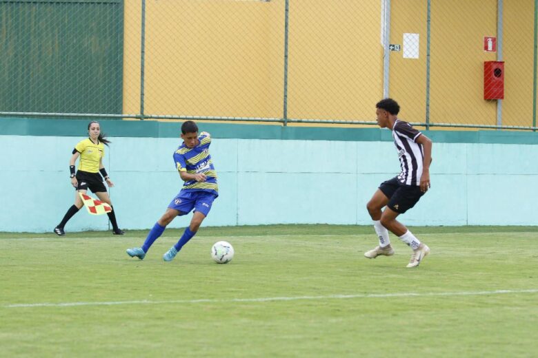 IMEF 2022: itabirano é campeão estadual de futebol na categoria sub-14