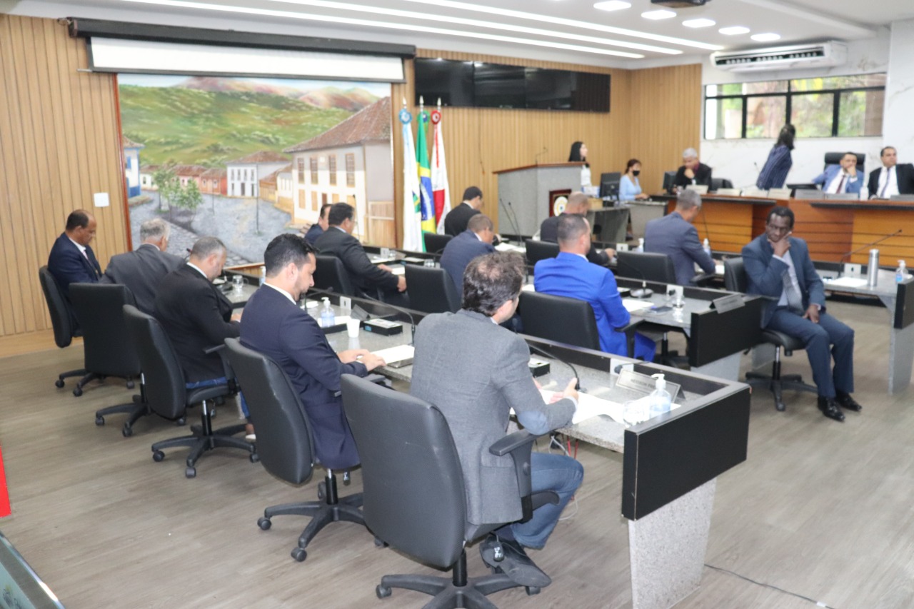Sob críticas, orçamento bilionário para Itabira em 2023 é aprovado