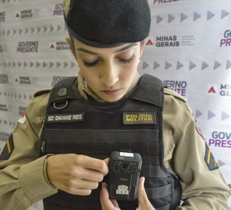 Câmeras nas fardas dos policiais militares já estão funcionando