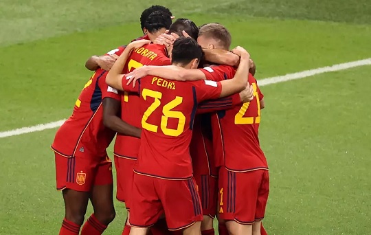 Copa do Mundo: Espanha enfrenta a sensação Marrocos; Portugal encara a Suíça