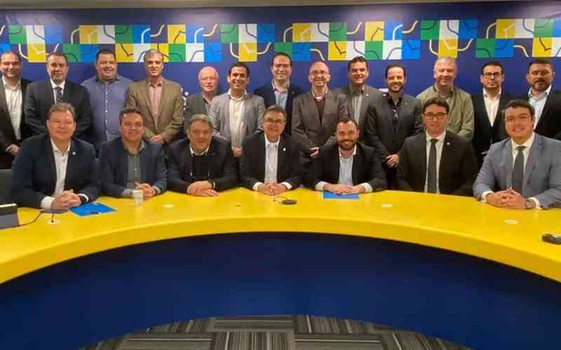 Com Atlético e América, LFF negocia com investidores e pede reunião com CBF
