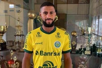 Athletic anuncia contratação de John Lennon, lateral ex-Cruzeiro