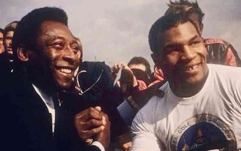 Federer, Guardiola, Mike Tyson e Rivellino homenageiam Pelé