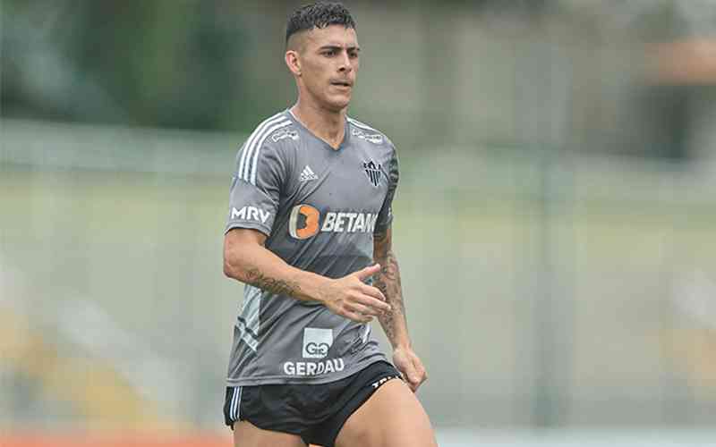 Sondado por clube do exterior, Pavón não será negociado pelo Atlético