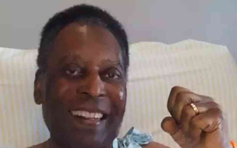 Doença progride, e Pelé precisa de cuidados cardíacos e renais, diz boletim