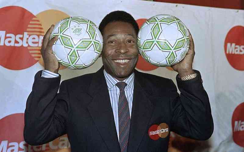 Morte de Pelé: Zidane, Maldini e outros ex-astros homenageiam o Rei